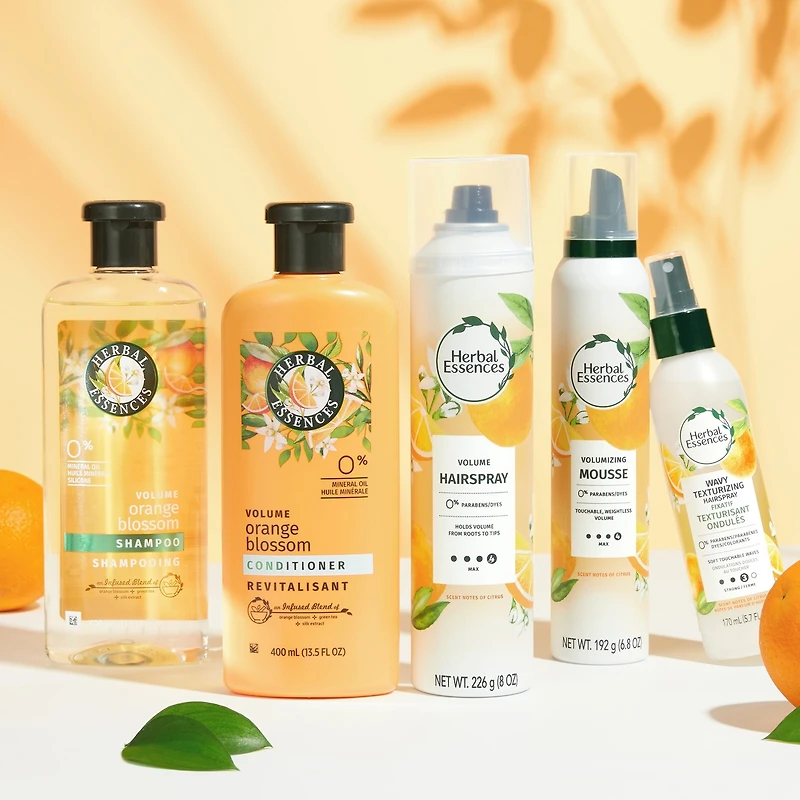 Mousse volumisante Herbal Essences, volume non alourdissant, mousse qui tient toute la journée pour cheveux fins