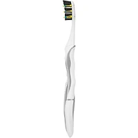 Brosse à dents à pile Oral-B avec soies imprégnées de charbon, souple, 1 unité