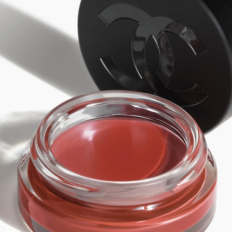 N°1 DE CHANEL LIP AND CHEEK BALM - Enhances Colour - Nourishes - Plumps