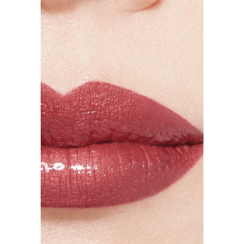 CHANEL ROUGE ALLURE LAQUE  LE À LÈVRES LIQUIDE BRILLANT ULTRA-TENUE