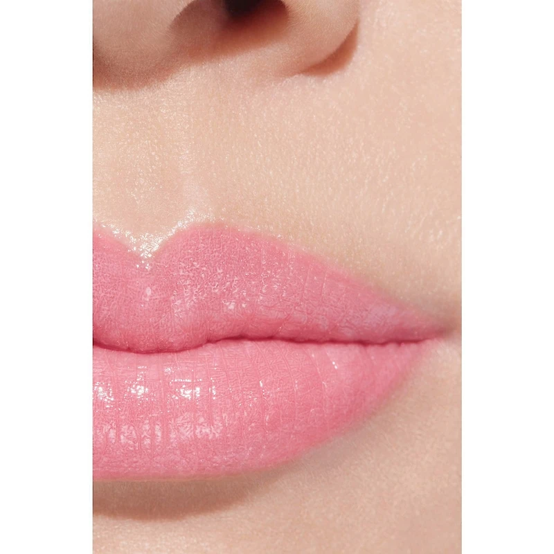 Rouge Coco Baume - Shine Hydrating Beautifying Tinted Lip Balm Buildable Colour