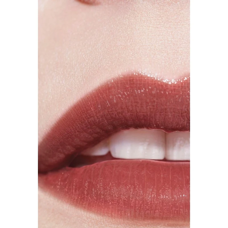 ROUGE COCO BAUME - A Hydrating Tinted Lip Balm That Offers Buildable Colour For Better-looking Lips