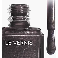 Le Vernis Couleur Et Brillance Longue Tenue
