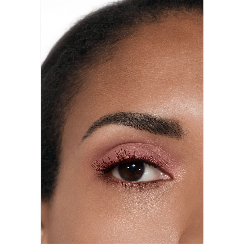 OMBRE ESSENTIELLE MULTI-USE LONGWEARING EYESHADOW