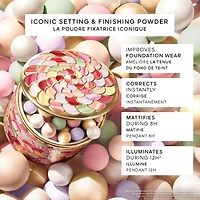 Météorites Light-revealing pearls of powder