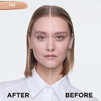 True Match Foundation with Hyaluronic Acid & Moisturizing Care