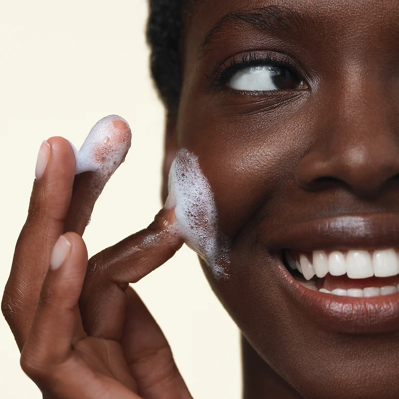 nettoyant visage matifiant en une étape purity made simple oil-free avec extrait de bambou