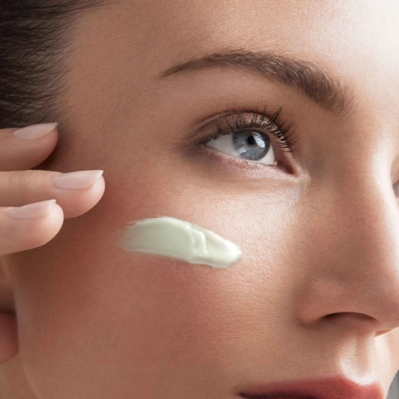 Aquasource Hyalu Plump Moisturizing Gel with Hyaluronic Acid