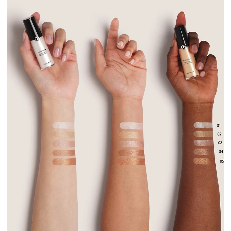 Illuminateur liquide Luminous Silk Acqua pour un teint radieux