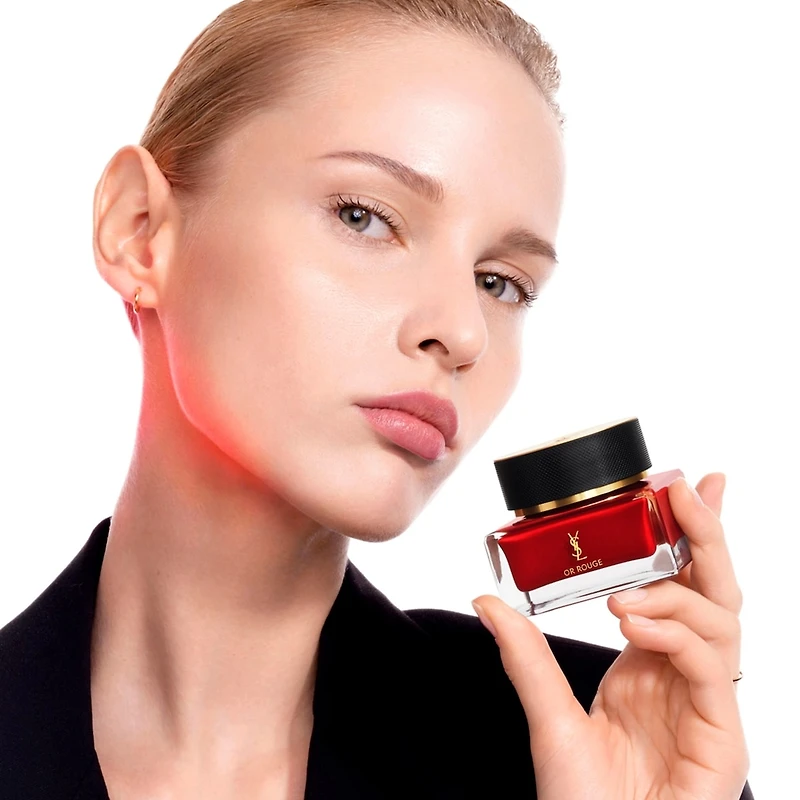Or Rouge La Crème Regard Anti-Ageing Eye Cream