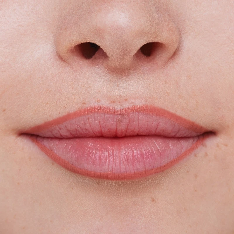 8H Matte Comfort Lipliner