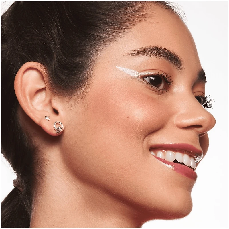META GLOW duo-chrome eye pencil