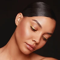 Pressed Bronzing Powder, mistake-proof, velvet-matte finish, lighweight, cruelty-free, vegan