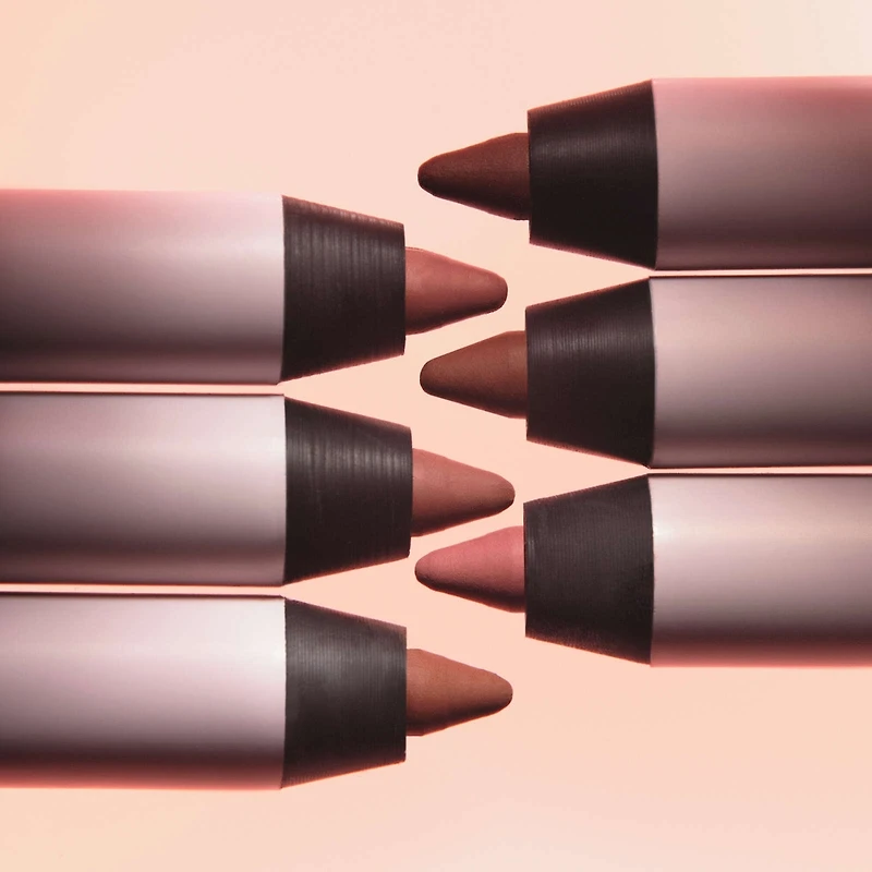 Plumping Lip Liner, ultra-creamy formula, smudge-free, vegan & cruelty-free