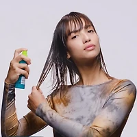 Brume texturante au sel Salty Not Sorry™ pour les coiffures décoiffées et naturelles 100mL