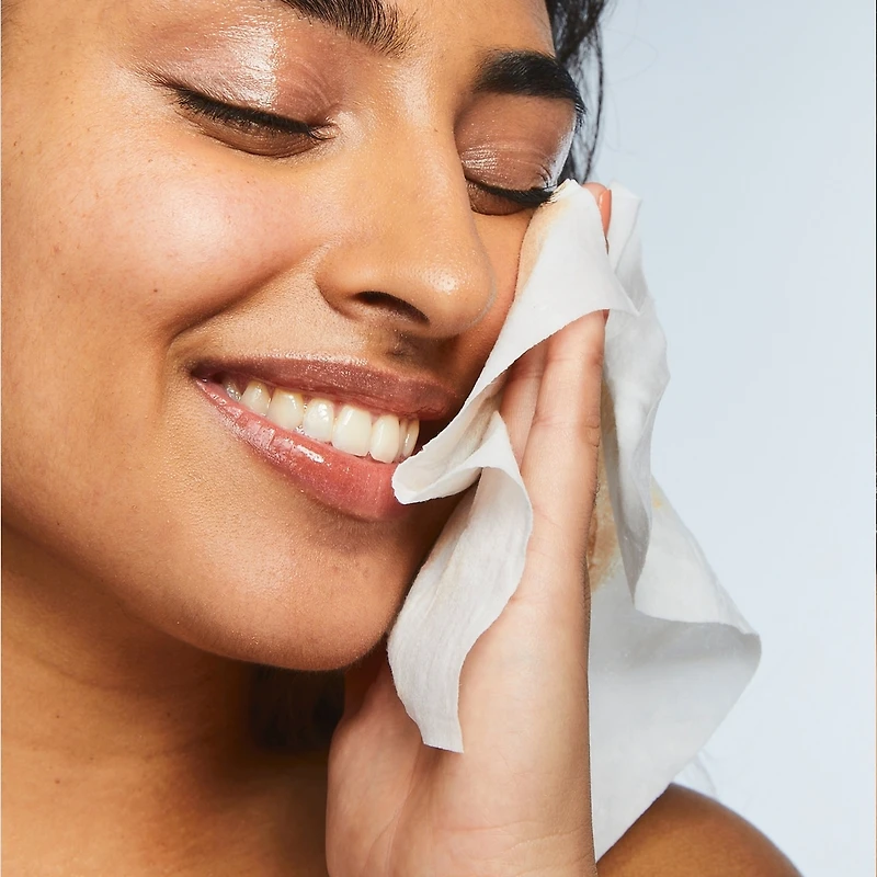 Glowing Makeup Removing Wipes