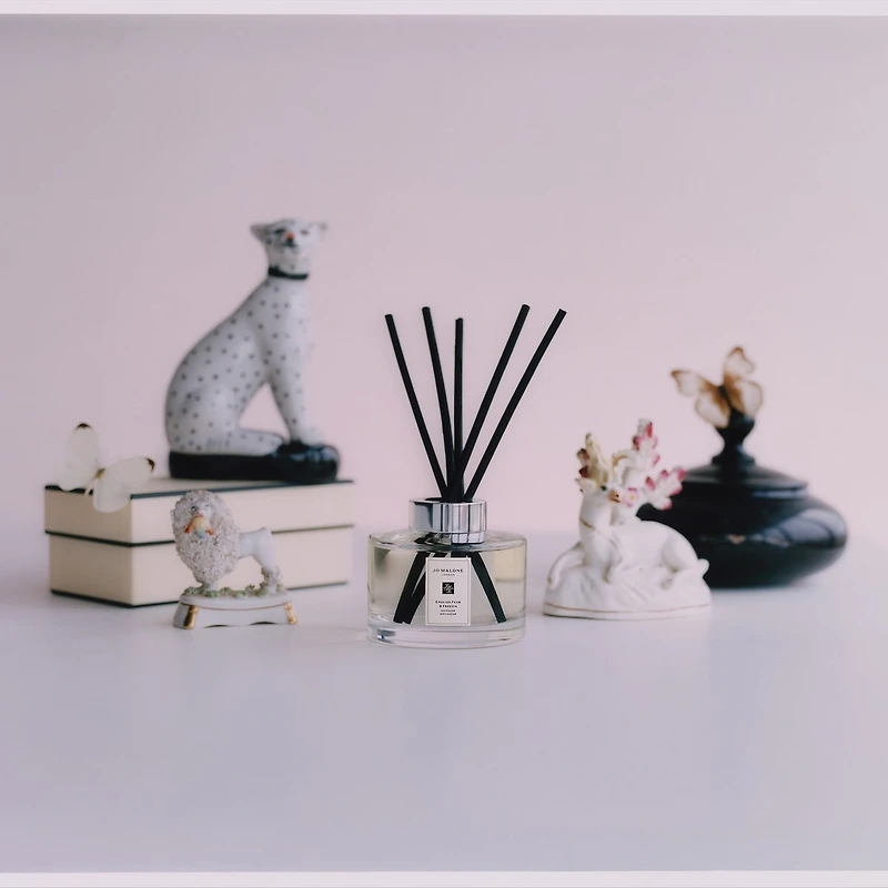 English Pear & Freesia Diffuser