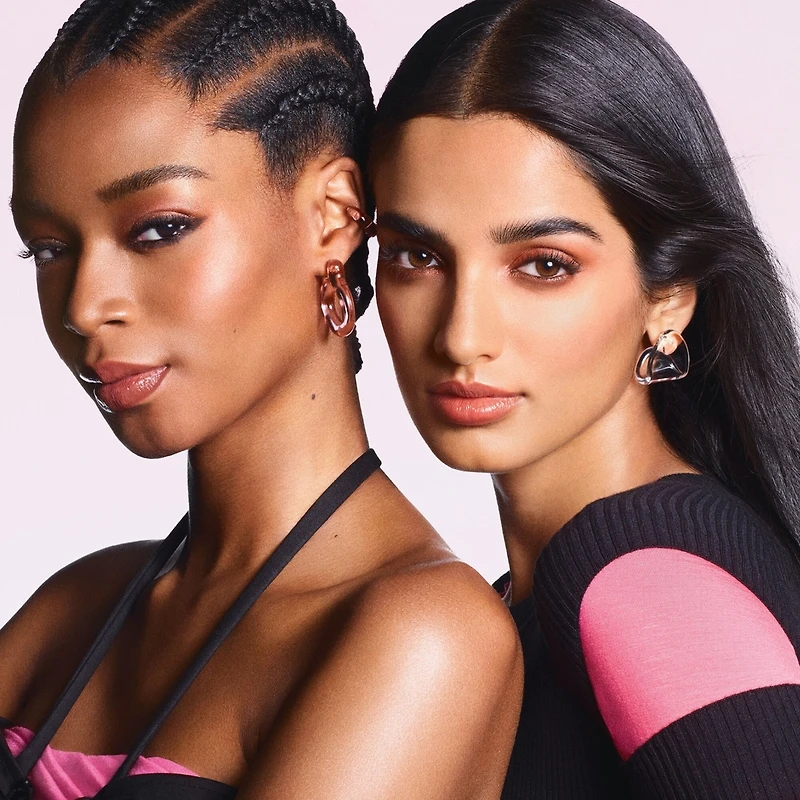 Bâton d'ombre crème longue tenue à double extrémité