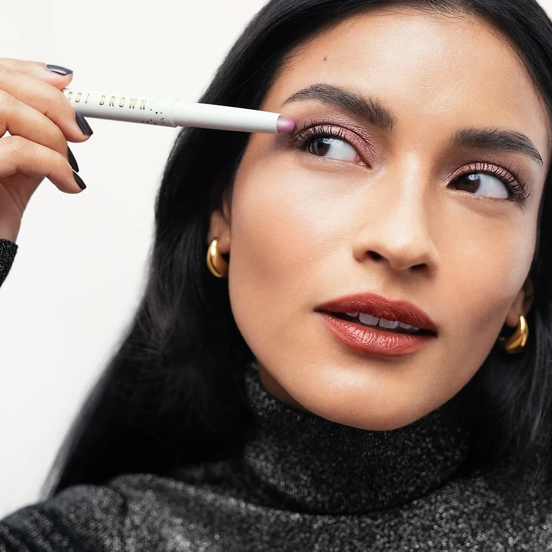 Bâton d'ombre à paupières crème longue tenue