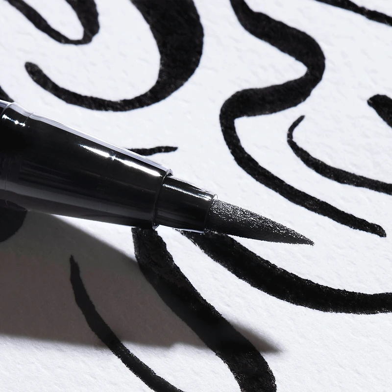 The Tank Liquid Eyeliner