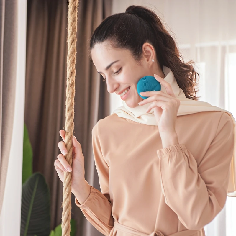 LUNA™ 4 go Facial Cleansing & Firming Massage Pistachio