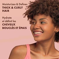Mousse Rehausse-Boucles sans frisottis pour cheveux bouclés Noix de Coco et Hibiscus avec protéine de soie et huile de margousier