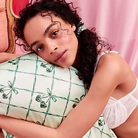 slip pure silk queen pillowcase with lace trim - wintergreen