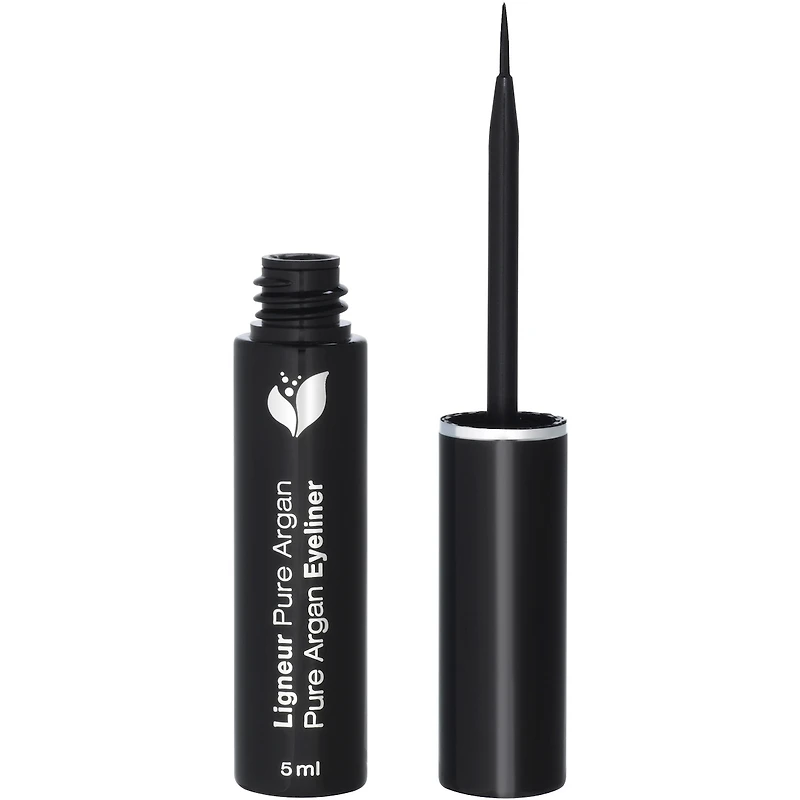 Black Liquid eye liner - high precision