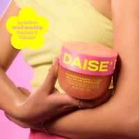 DAISE Exfoliating Body Scrub in Pomegranate Glow