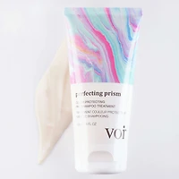 Traitement couleur protecteur avant le shampooing