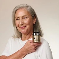 The Premium Pause Gift Set