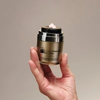 The Premium Pause Gift Set