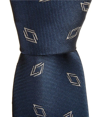 Hugo Boss Diamond Pattern Jacquard 2.25#double; Silk Blend Tie