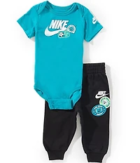 Nike Baby Short Sleeve Icon Bodysuit And Pants Set