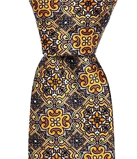 Robert Graham Connected Medallion 3 1/4#double; Silk Tie