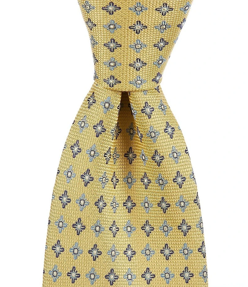 Roundtree & Yorke Big Burst Neat 3 3/8#double; Silk Tie