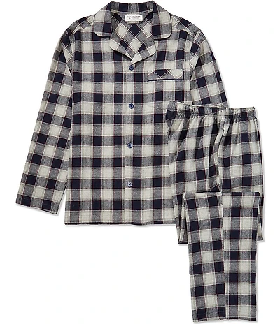 Roundtree & Yorke Long Sleeve Plaid Flannel Pajama Top & Matching Flannel Pajama Pants Set