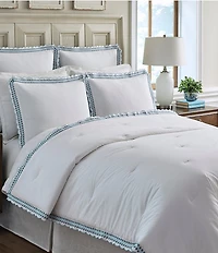 Southern Living Classic Deveronne Scalloped Embroidered Comforter Mini Set