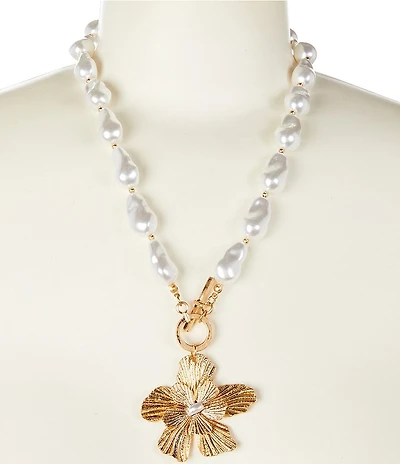 Southern Living Flower Pearl Short Pendant Necklace