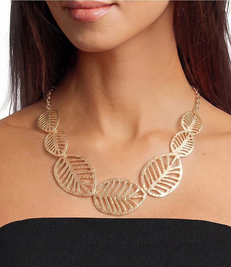 Southern Living Hammered Open Metal Graduating Tropical Leaf Frontal Collar Necklace