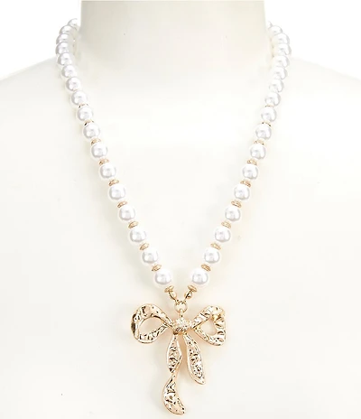 Southern Living Pearl Short Pendant Necklace with Bow