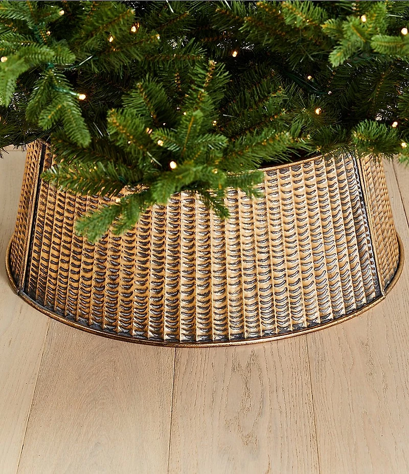Southern Living Plaid Tidings Collection Hammered Metal Tree Collar