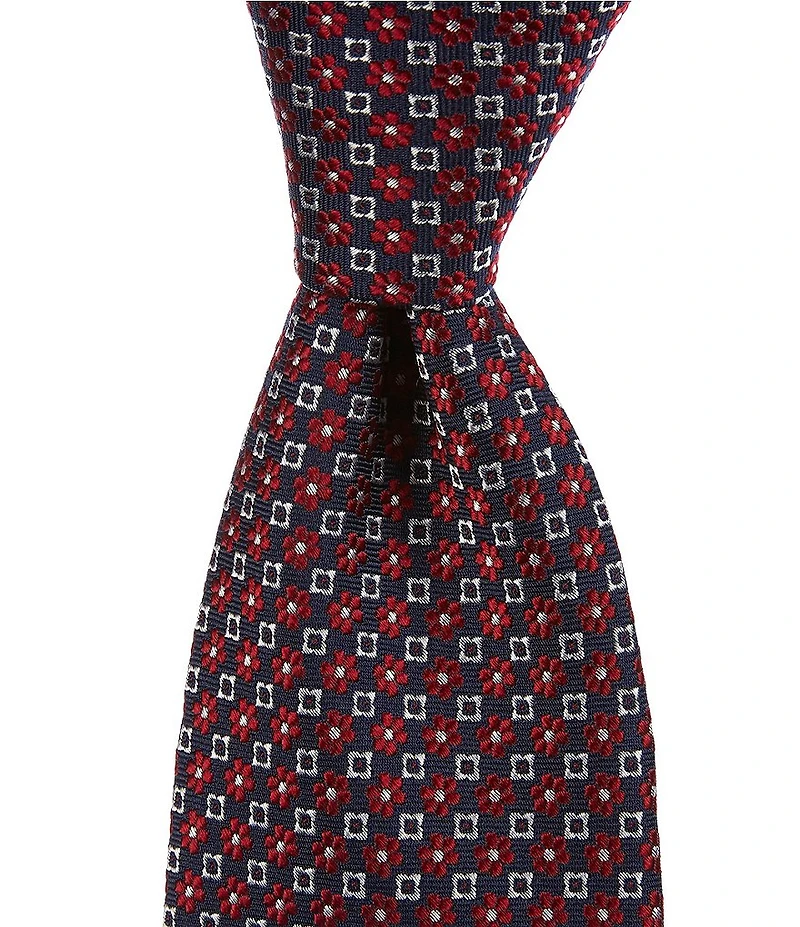 Turnbury Lakeith Micro Medallion Print