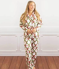 8 Oak Lane Long Sleeve Notch Collar Garland Print Flannel Long Holiday Pajama Set
