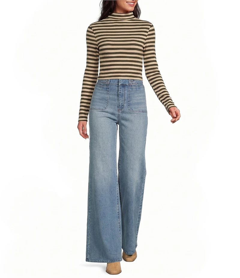 A Loves A Horizontal Stripe Print Stretch Knit Turtleneck Long Sleeve Tee
