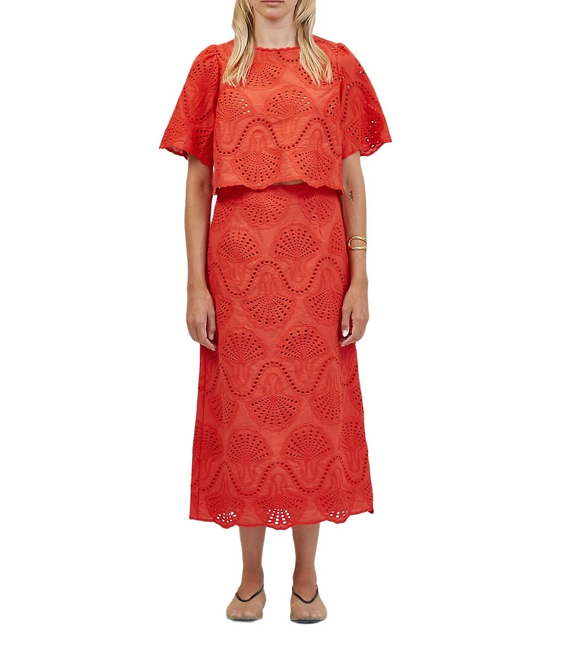 A.Ren Cannes Eyelet Crew Neck Short Sleeve Scallop Hem Top