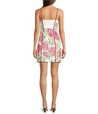 Adelyn Rae Fei Embroidered Floral Print V-Neck Sleeveless Scallop Contrast Trim Sheath Mini Dress