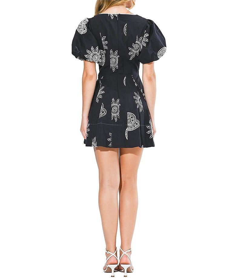 Adelyn Rae Simone Embroidered Piped Mini Dress