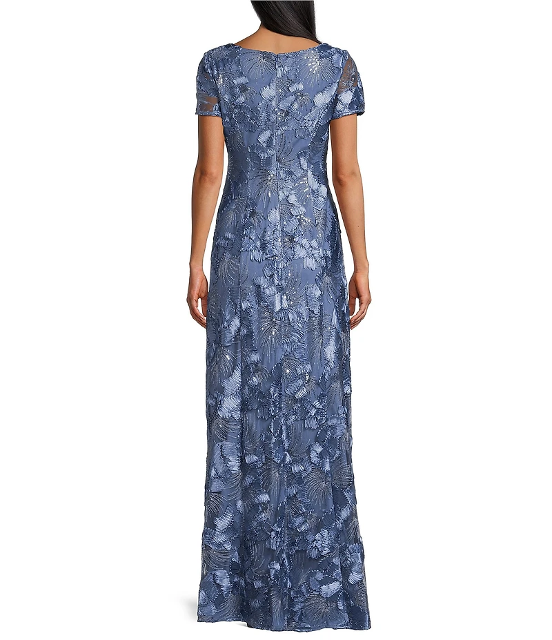 Alex Evenings Petite Size Lace Scoop Neck Short Sleeve A-Line Gown