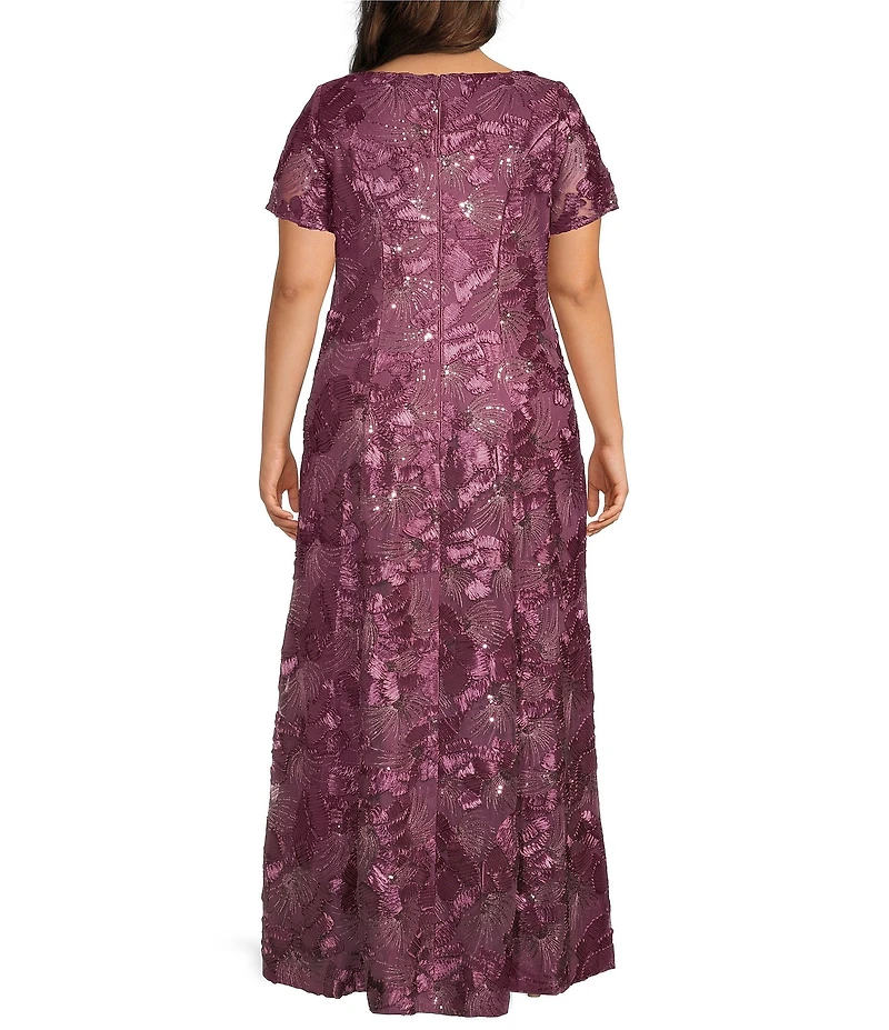 Alex Evenings Plus Size Lace Scoop Neck Short Sleeve A-Line Gown